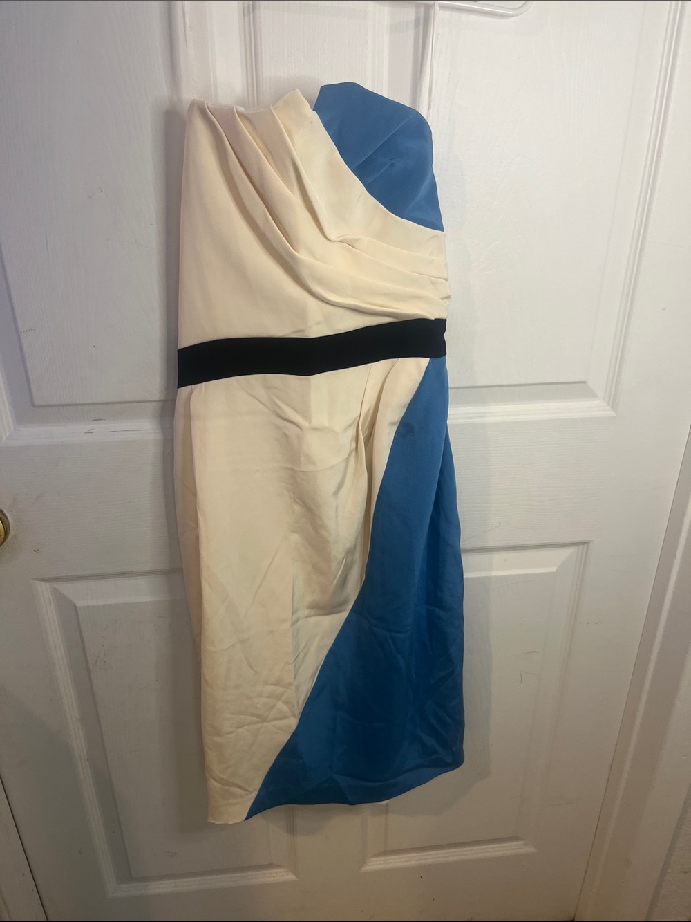Abaeté Cream and Blue One-Shoulder Dress with Black Waist